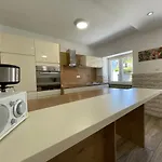 아파트 Nona