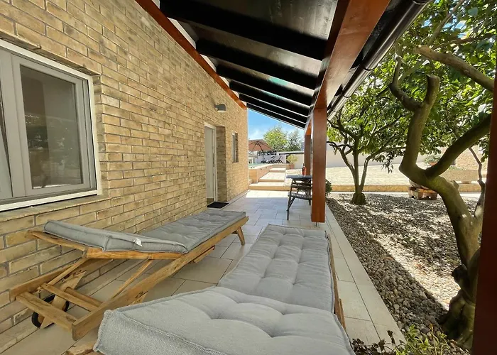 Nona Apartmán Pula