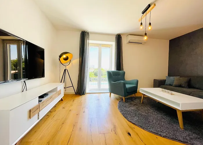 Nona Apartmán